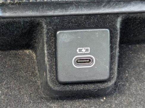 Used 2023 Land Rover Range Rover SE image 22