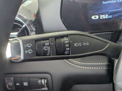 New 2025 Chevrolet Blazer EV LT FWD image 27