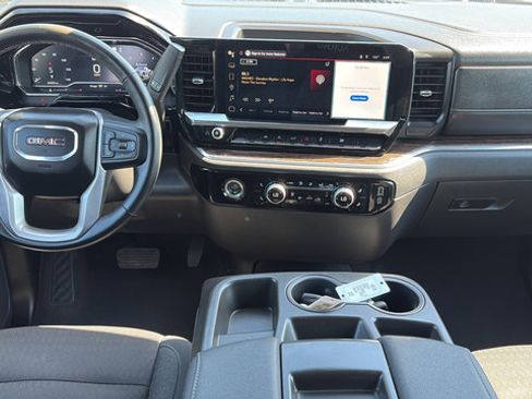 Used 2023 GMC Sierra 1500 Elevation AWD/4WD image 18
