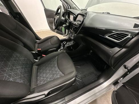 Used 2020 Chevrolet Spark LT image 19