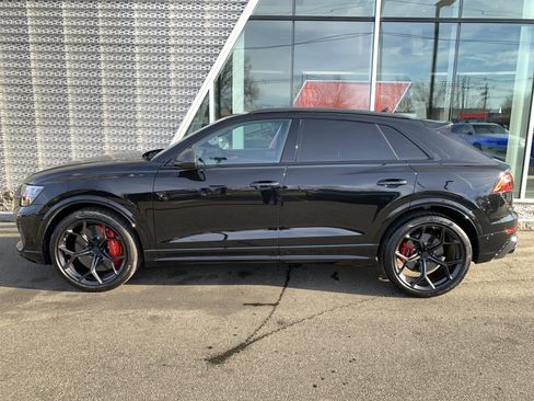 New 2026 Audi RS Q8 performance image 2