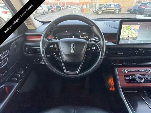 Used 2023 Lincoln Aviator Reserve w/ Equipment Group 201A image 18