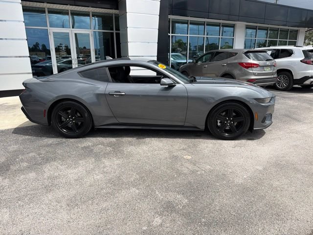 Used 2026 Ford Mustang Coupe RWD image 10