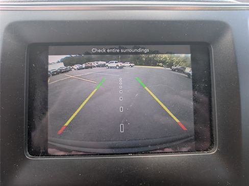 Used 2019 Jeep Cherokee Latitude w/ Popular Appearance Group FWD image 29