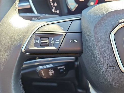 Certified 2025 Audi Q3 2.0T Premium w/ Convenience Package AWD/4WD image 20