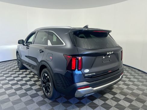 New 2026 Kia Sorento S image 6