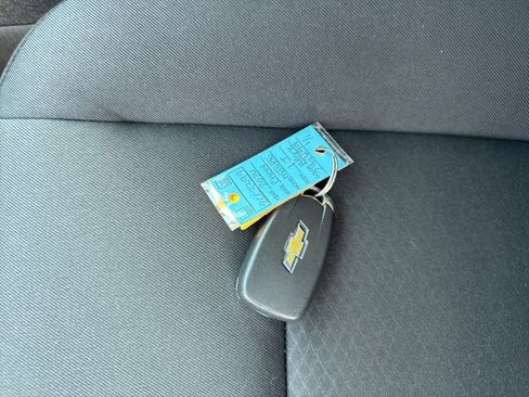 Used 2024 Chevrolet Malibu LT w/ Midnight Edition image 34