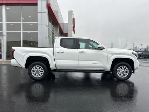 New 2026 Toyota Tacoma SR5 image 8