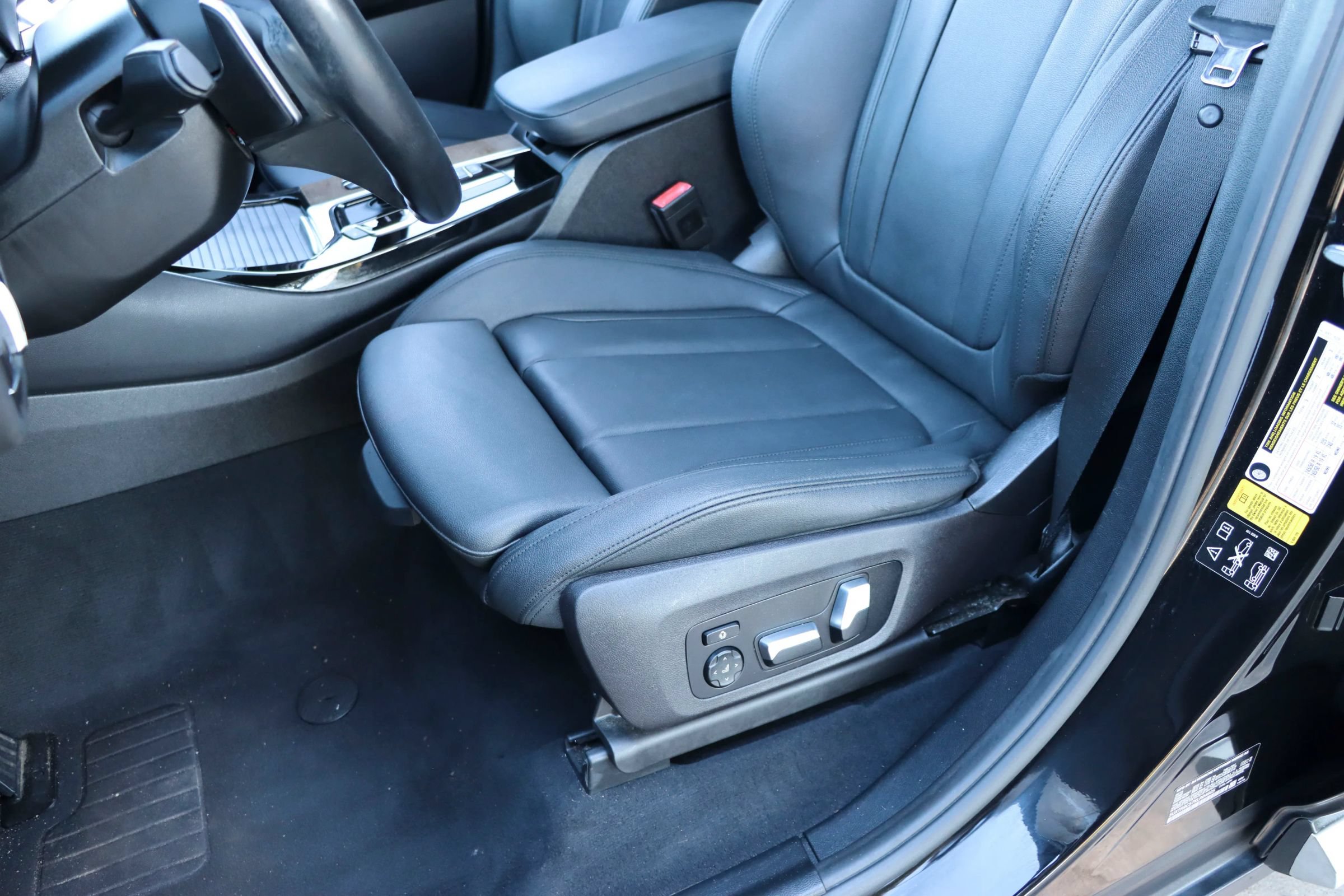 Used 2019 BMW X3 xDrive30i AWD/4WD image 13