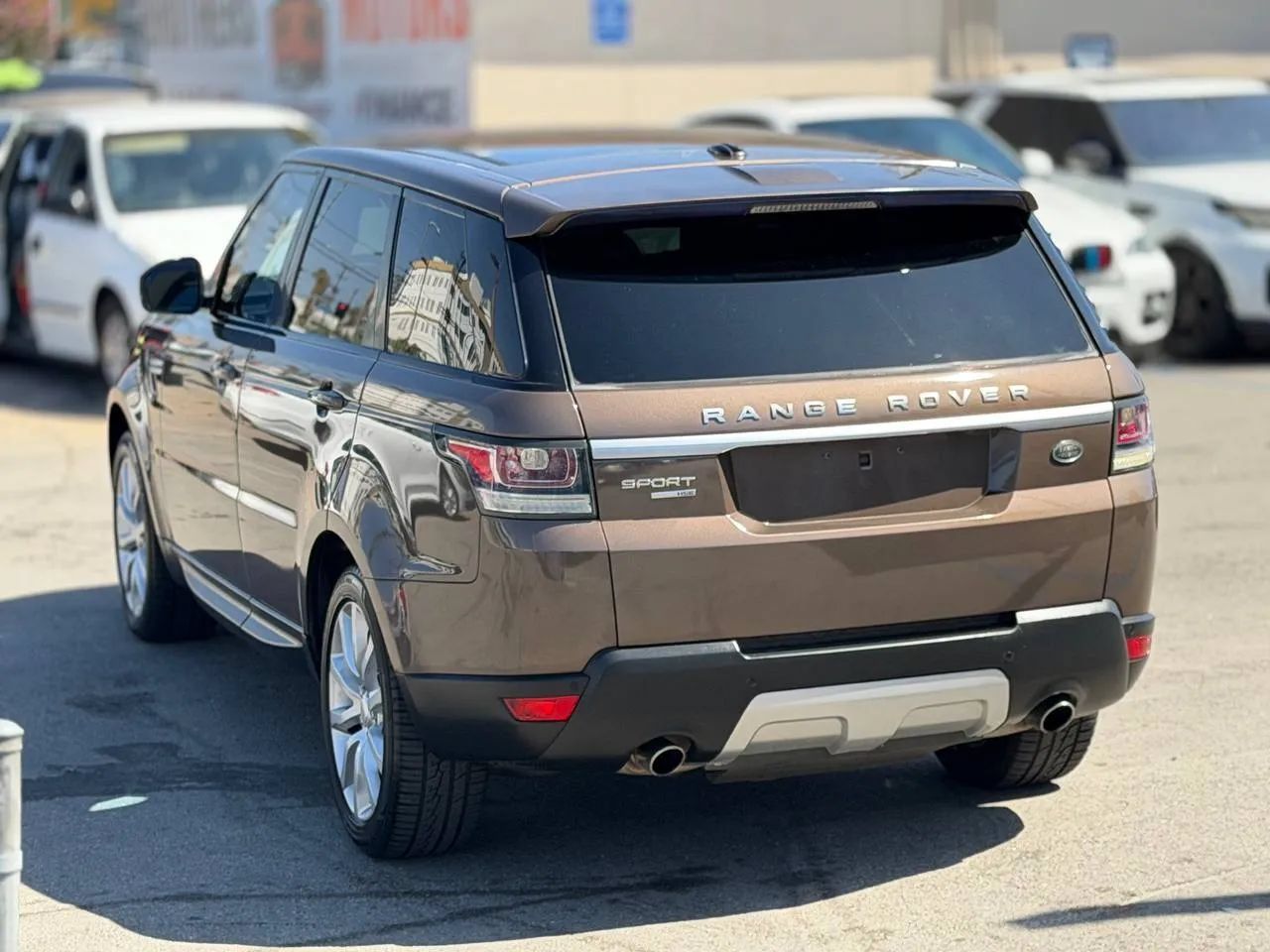 Used 2014 Land Rover Range Rover Sport HSE AWD/4WD image 12