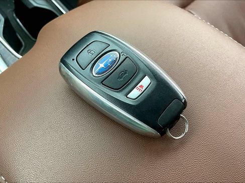 Used 2020 Subaru Ascent Touring AWD/4WD image 34
