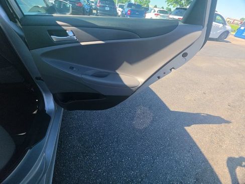 Used 2012 Hyundai Sonata GLS FWD image 27