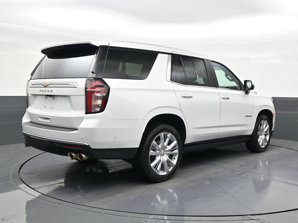 Used 2023 Chevrolet Tahoe High Country w/ Advanced Technology Package RWD image 5