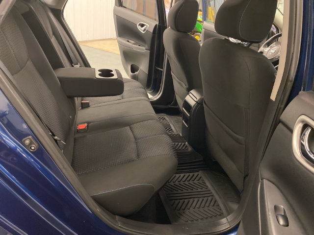 Used 2017 Nissan Sentra SR w/ Driver's Assist Package FWD image 29
