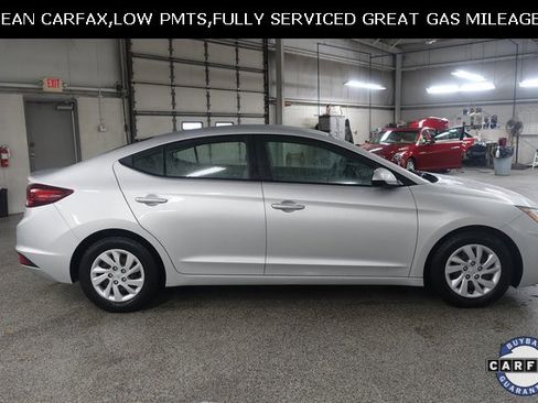 Used 2019 Hyundai Elantra SE image 8