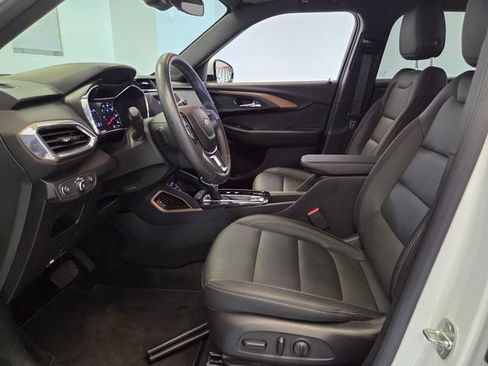 Used 2023 Chevrolet TrailBlazer ACTIV AWD/4WD image 11