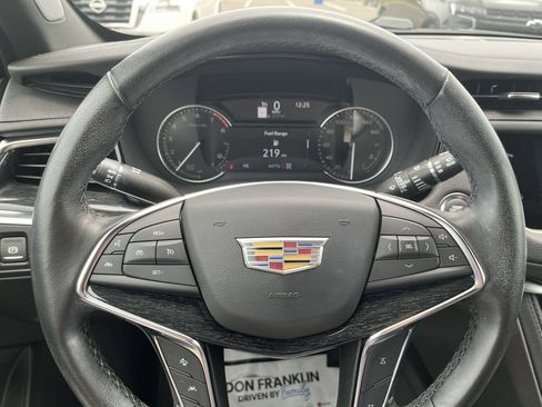 Used 2023 Cadillac XT5 Premium Luxury AWD/4WD image 14