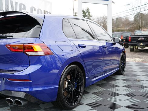 Used 2022 Volkswagen Golf R 2.0T DSG image 5