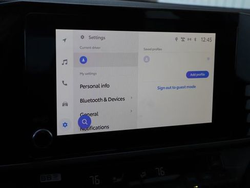 Used 2025 Toyota Camry LE image 30