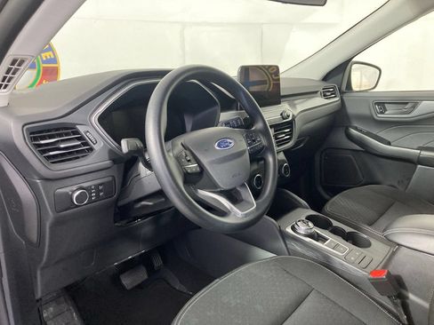 Used 2025 Ford Escape Active AWD/4WD image 14