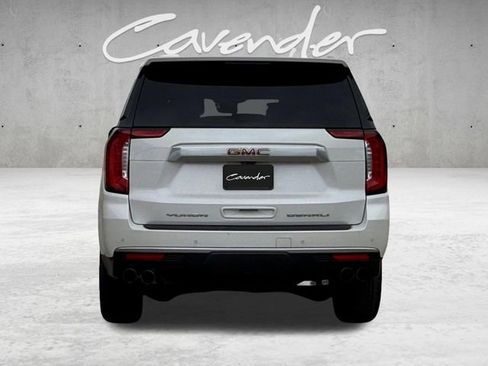Used 2023 GMC Yukon XL Denali w/ Advanced Technology Package AWD/4WD image 15