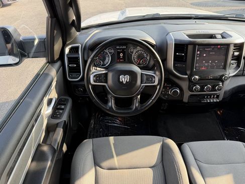 Used 2022 RAM 1500 Big Horn AWD/4WD image 15