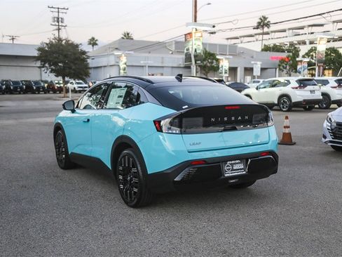 New 2026 Nissan Leaf Platinum+ image 6