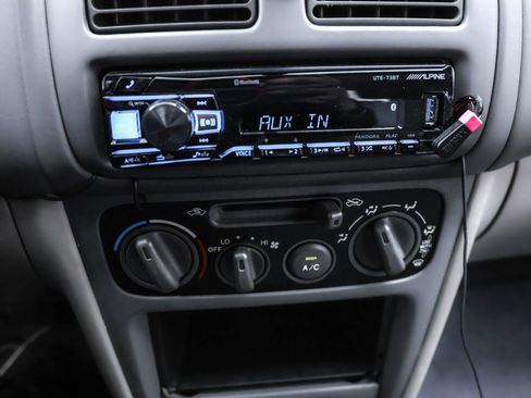 Used 2000 Toyota Corolla VE image 13