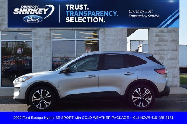 Used 2022 Ford Escape SE w/ SE Sport Appearance Package AWD/4WD image 2