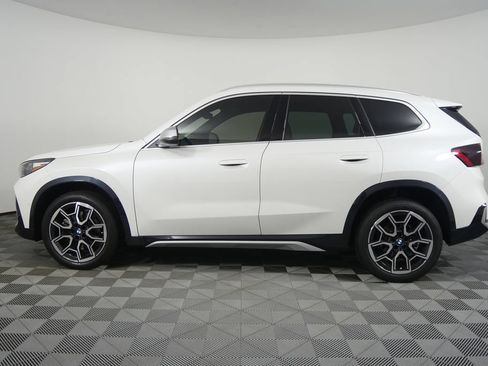 Used 2024 BMW X1 xDrive28i w/ Premium Package AWD/4WD image 6