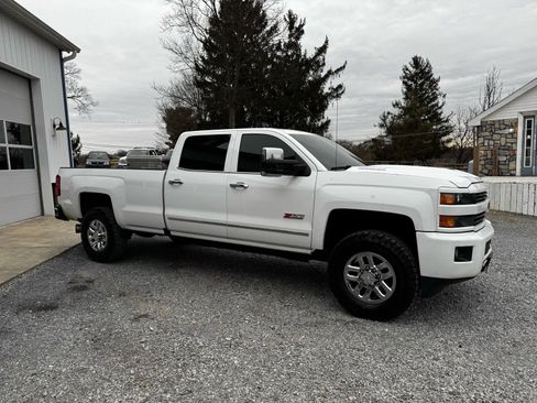 Used 2017 Chevrolet Silverado 3500 LTZ w/ Duramax Plus Package image 4