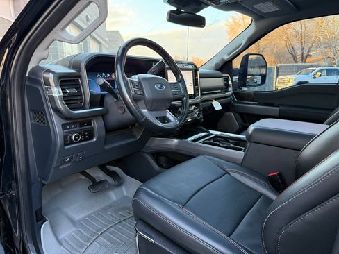 Used 2023 Ford F250 Lariat w/ Chrome Package AWD/4WD image 33