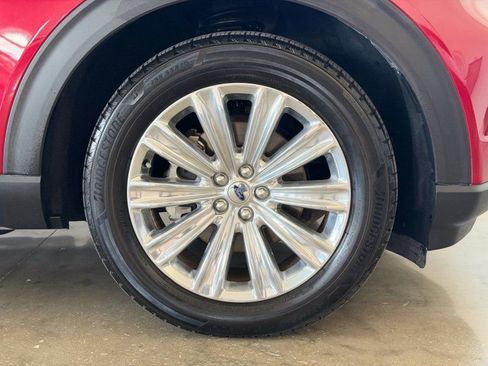 Used 2021 Ford Explorer Limited w/ Equipment Group 301A RWD image 10
