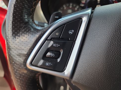 Used 2020 Chevrolet Camaro SS RWD image 32