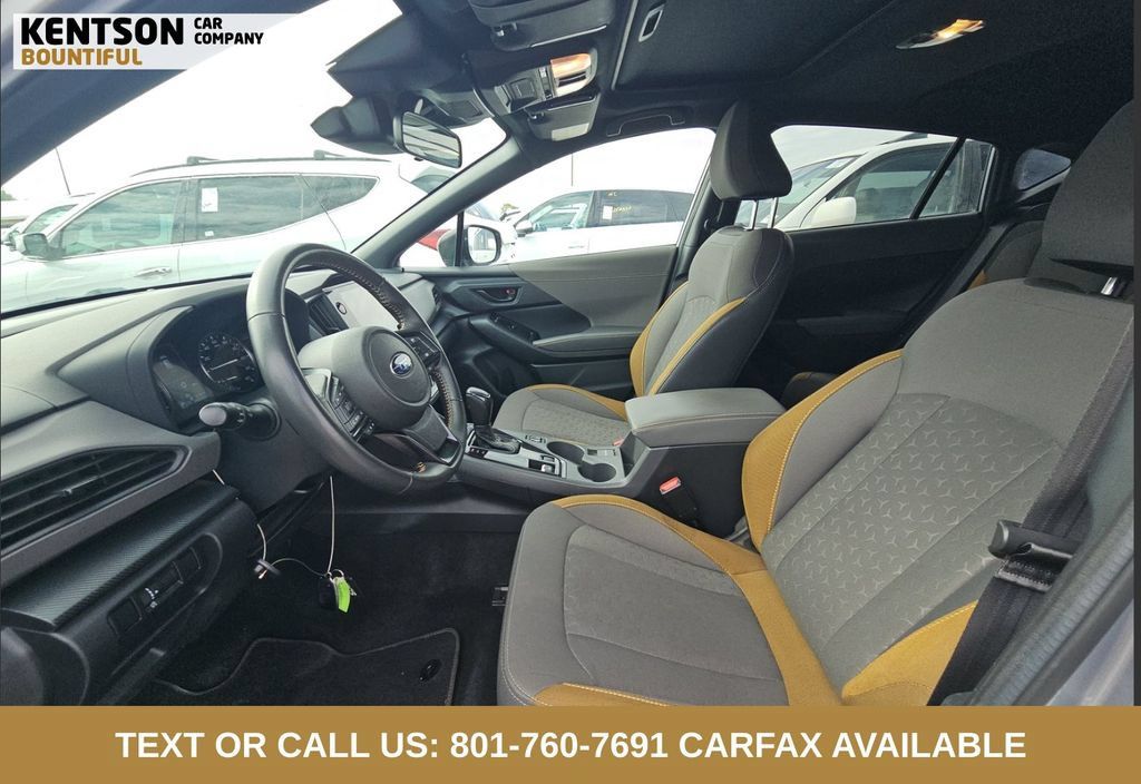 Used 2025 Subaru Crosstrek 2.5i Sport AWD/4WD image 4