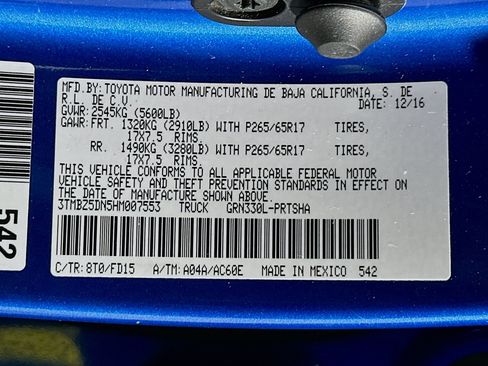 Used 2017 Toyota Tacoma TRD Sport RWD image 12