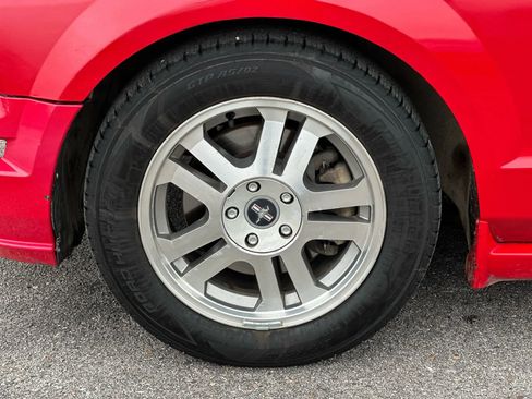 Used 2006 Ford Mustang GT image 17