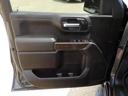 Used 2021 Chevrolet Silverado 1500 LT w/ Convenience Package II image 15