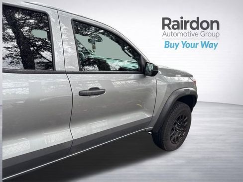 Used 2024 Chevrolet Colorado Trail Boss image 12