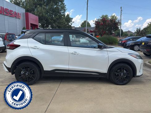 Certified 2024 Nissan Kicks SR w/ SR Premium Package FWD image 2