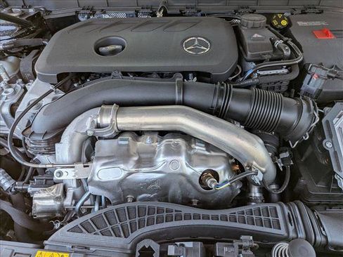 New 2026 Mercedes-Benz GLB 250 image 15