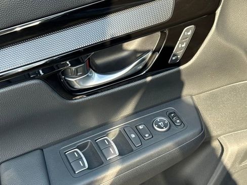 Used 2023 Honda CR-V Sport Touring image 5