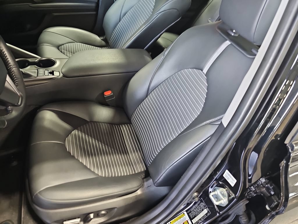 Used 2023 Toyota Camry SE AWD/4WD image 14