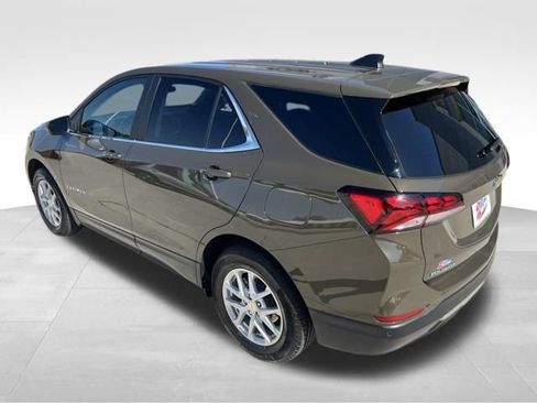 Used 2023 Chevrolet Equinox LT AWD/4WD image 3
