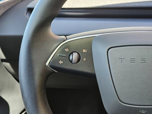 Used 2025 Tesla Model 3 Long Range RWD image 25