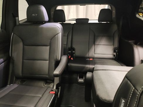 New 2026 Buick Enclave Sport Touring w/ Power Package image 29