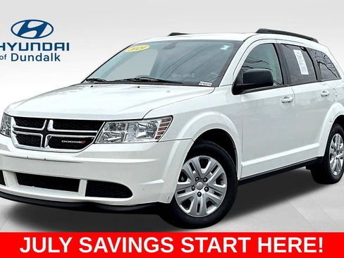 Used 2019 Dodge Journey SE FWD image 1