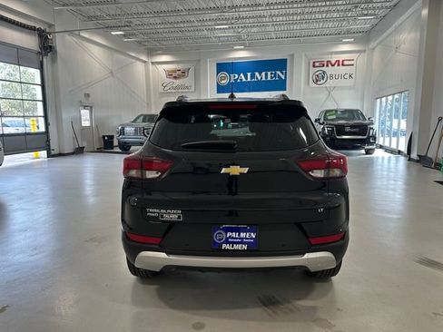 Used 2022 Chevrolet TrailBlazer LT w/ Convenience Package image 11