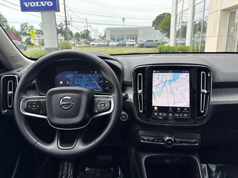 Used 2025 Volvo XC40 B5 Core AWD/4WD image 20