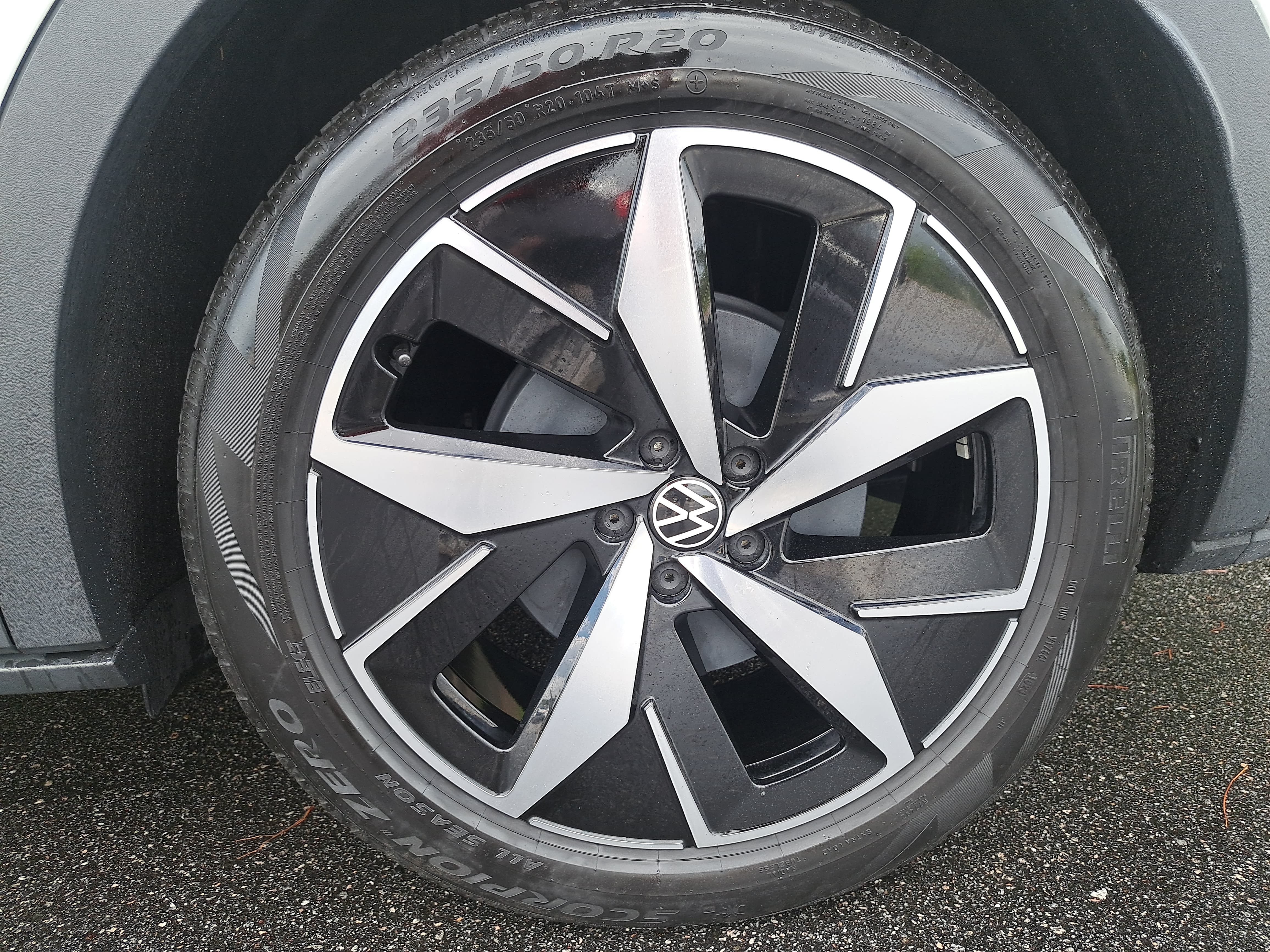 Certified 2023 Volkswagen ID.4 S RWD image 33